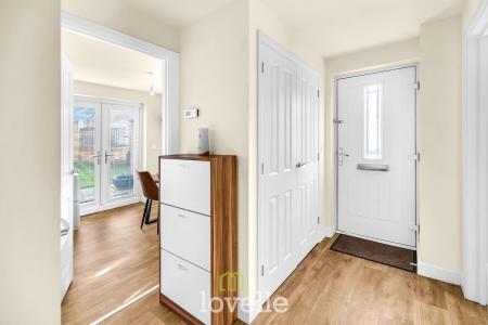 3 bedroom Semi-detached house for sale in Binbrook Drive, New Waltham, DN36