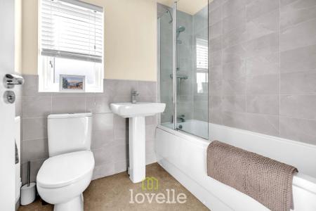 3 bedroom Semi-detached house for sale in Binbrook Drive, New Waltham, DN36