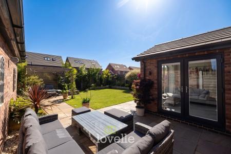 4 bedroom Detached house for sale in Molinari Avenue, Tetney, DN36