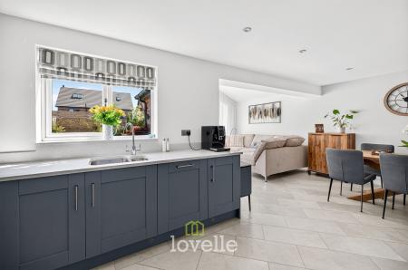 4 bedroom Detached house for sale in Molinari Avenue, Tetney, DN36