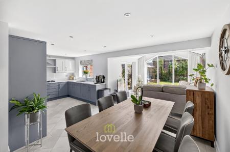 4 bedroom Detached house for sale in Molinari Avenue, Tetney, DN36