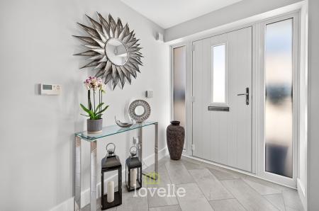 4 bedroom Detached house for sale in Molinari Avenue, Tetney, DN36