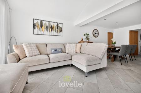4 bedroom Detached house for sale in Molinari Avenue, Tetney, DN36