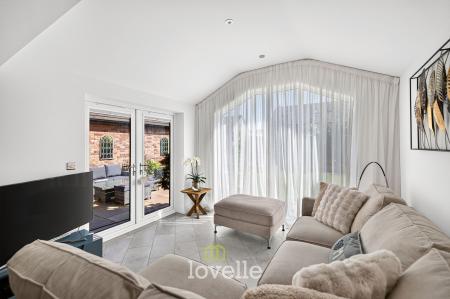 4 bedroom Detached house for sale in Molinari Avenue, Tetney, DN36