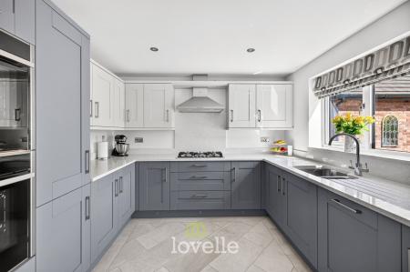 4 bedroom Detached house for sale in Molinari Avenue, Tetney, DN36