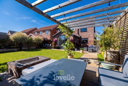 4 bedroom Detached house for sale in Molinari Avenue, Tetney, DN36
