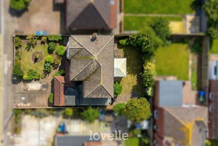 3 bedroom Detached house for sale in Hardys Road, Cleethorpes, DN35