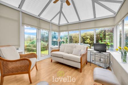 3 bedroom Detached house for sale in Hardys Road, Cleethorpes, DN35