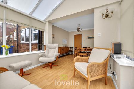 3 bedroom Detached house for sale in Hardys Road, Cleethorpes, DN35
