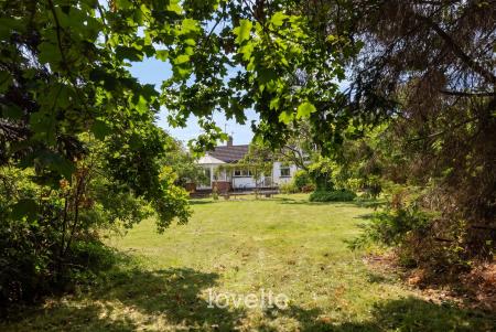 3 bedroom Detached bungalow for sale in Humberston Avenue, Humberston, DN36