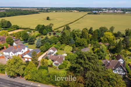 3 bedroom Detached bungalow for sale in Humberston Avenue, Humberston, DN36