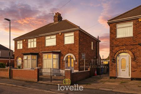 3 bedroom Semi-detached house for sale in Craven Road, Cleethorpes, DN35