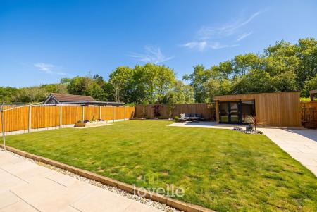 4 bedroom Detached house for sale in Bolingbroke Road, Cleethorpes, DN35