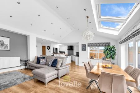 4 bedroom Detached house for sale in Bolingbroke Road, Cleethorpes, DN35