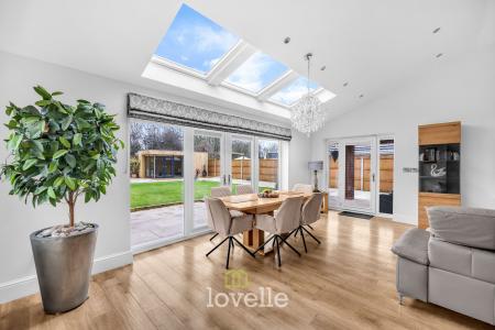 4 bedroom Detached house for sale in Bolingbroke Road, Cleethorpes, DN35