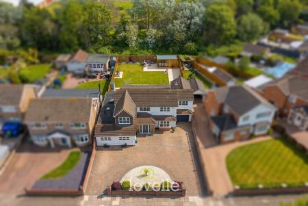 4 bedroom Detached house for sale in Bolingbroke Road, Cleethorpes, DN35