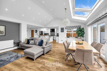 4 bedroom Detached house for sale in Bolingbroke Road, Cleethorpes, DN35