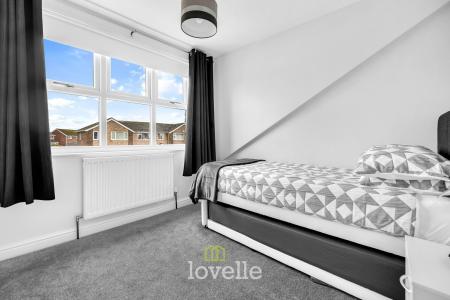 4 bedroom Detached house for sale in Bolingbroke Road, Cleethorpes, DN35