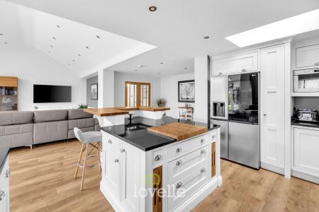 4 bedroom Detached house for sale in Bolingbroke Road, Cleethorpes, DN35