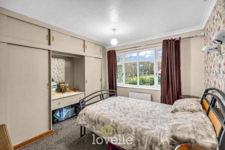 2 bedroom Semi-detached bungalow for sale in Lock Road, North Cotes, DN36