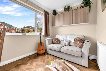 4 bedroom Detached house for sale in Churchthorpe, Fulstow, LN11