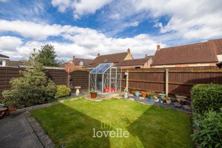 3 bedroom Bungalow for sale in Earl Avenue, New Waltham, DN36
