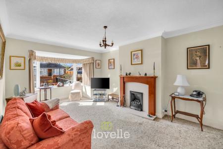 3 bedroom Bungalow for sale in Earl Avenue, New Waltham, DN36