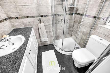 4 bedroom Detached house for sale in Garrick Lane, New Waltham, DN36