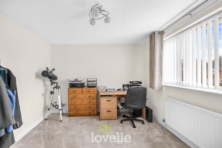 4 bedroom Detached house for sale in Garrick Lane, New Waltham, DN36