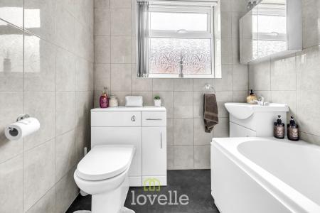 3 bedroom Semi-detached house for sale in Pretymen Crescent, New Waltham, DN36
