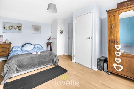 3 bedroom Semi-detached house for sale in Pretymen Crescent, New Waltham, DN36