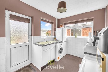 3 bedroom Semi-detached house for sale in Pretymen Crescent, New Waltham, DN36