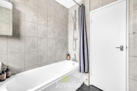 3 bedroom Semi-detached house for sale in Pretymen Crescent, New Waltham, DN36