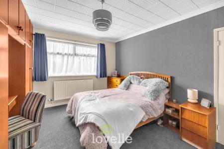 3 bedroom Semi-detached house for sale in Pretymen Crescent, New Waltham, DN36