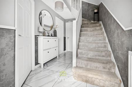 3 bedroom Detached house for sale in Heathland Way, Humberston, DN36
