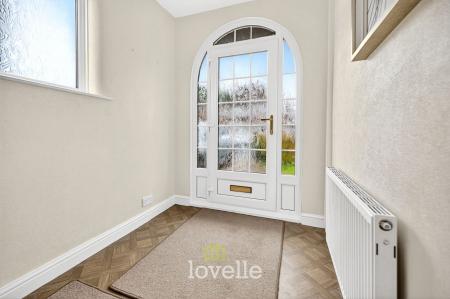 3 bedroom Semi-detached house for sale in Queen Mary Avenue, Cleethorpes, DN35