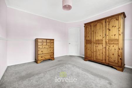 3 bedroom Semi-detached house for sale in Queen Mary Avenue, Cleethorpes, DN35