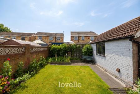 3 bedroom Semi-detached house for sale in Queen Mary Avenue, Cleethorpes, DN35