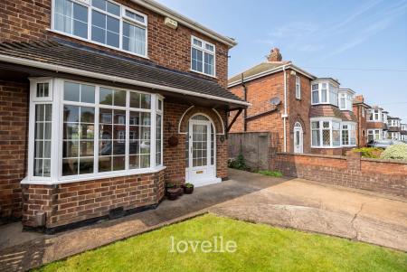 3 bedroom Semi-detached house for sale in Queen Mary Avenue, Cleethorpes, DN35