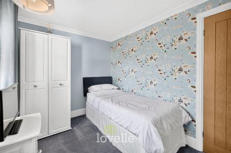 3 bedroom Detached house for sale in Mayfair Court, Cleethorpes, DN35