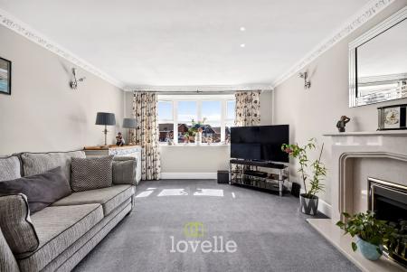 3 bedroom Detached house for sale in Mayfair Court, Cleethorpes, DN35