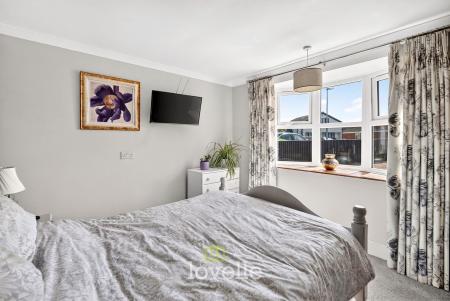 3 bedroom Detached house for sale in Mayfair Court, Cleethorpes, DN35
