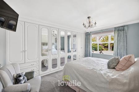 3 bedroom Detached house for sale in Mayfair Court, Cleethorpes, DN35