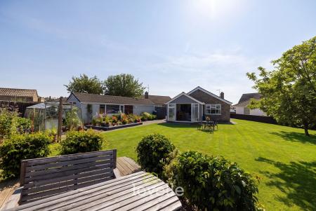 3 bedroom Detached house for sale in Mayfair Court, Cleethorpes, DN35