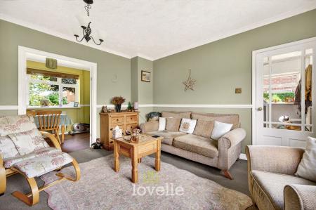 3 bedroom Semi-detached house for sale in Davenport Drive, Cleethorpes, DN35