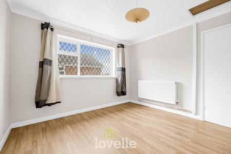2 bedroom Detached bungalow for sale in Queen Elizabeth Road, Humberston, DN36