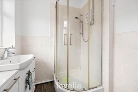 2 bedroom Detached bungalow for sale in Queen Elizabeth Road, Humberston, DN36