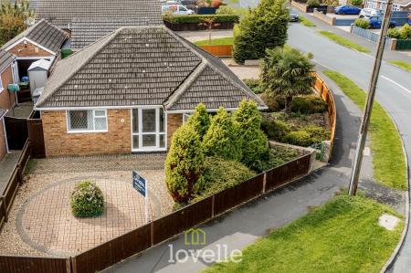 Queen Elizabeth Road, Humberston, DN36