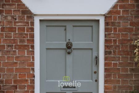 5 bedroom Detached house for sale in Church Lane, Marshchapel, DN36