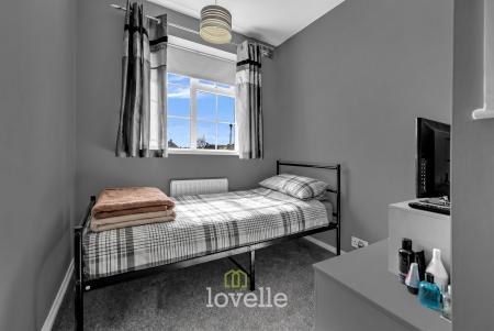 3 bedroom Semi-detached house for sale in Durham Road, Cleethorpes, DN35